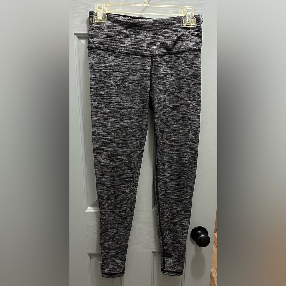 Victoria’s Secret Sport Knockout Tights Leggings Variegated Black Size Small